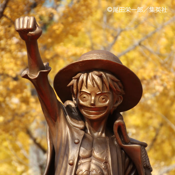 ルフィ像